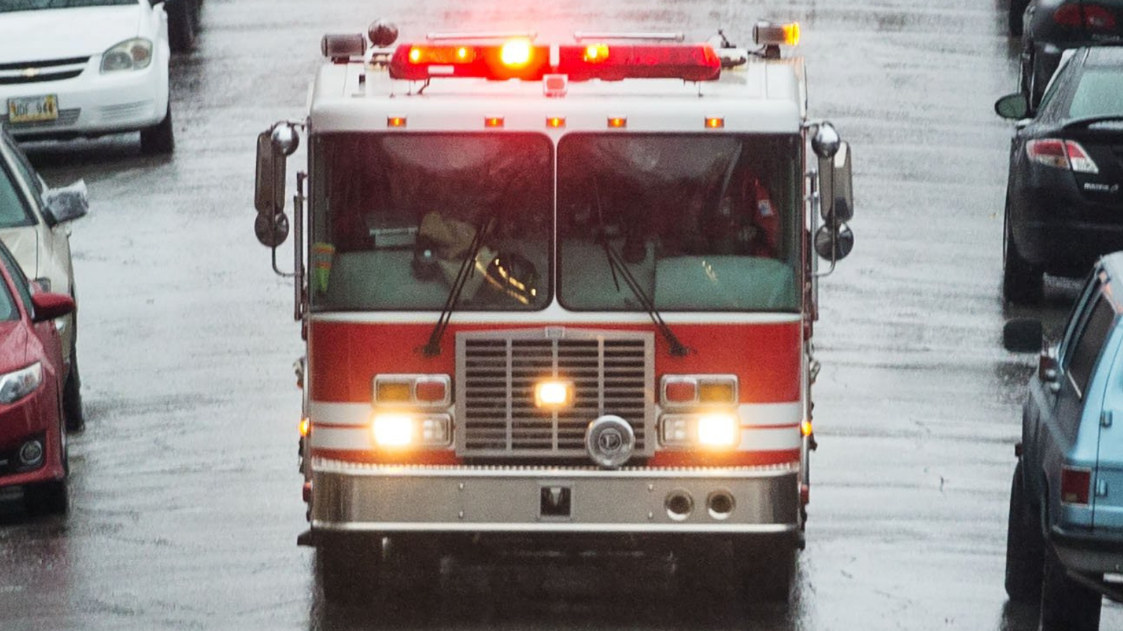 South Omaha fire causes approximately $48,000 in damage and displaces residents